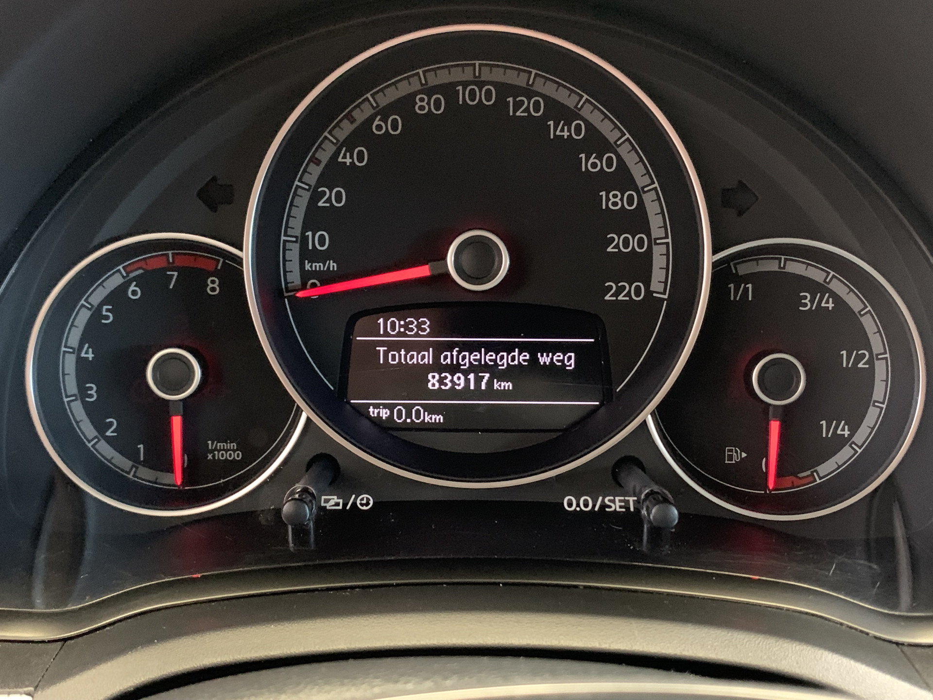 46257909-6.jpg