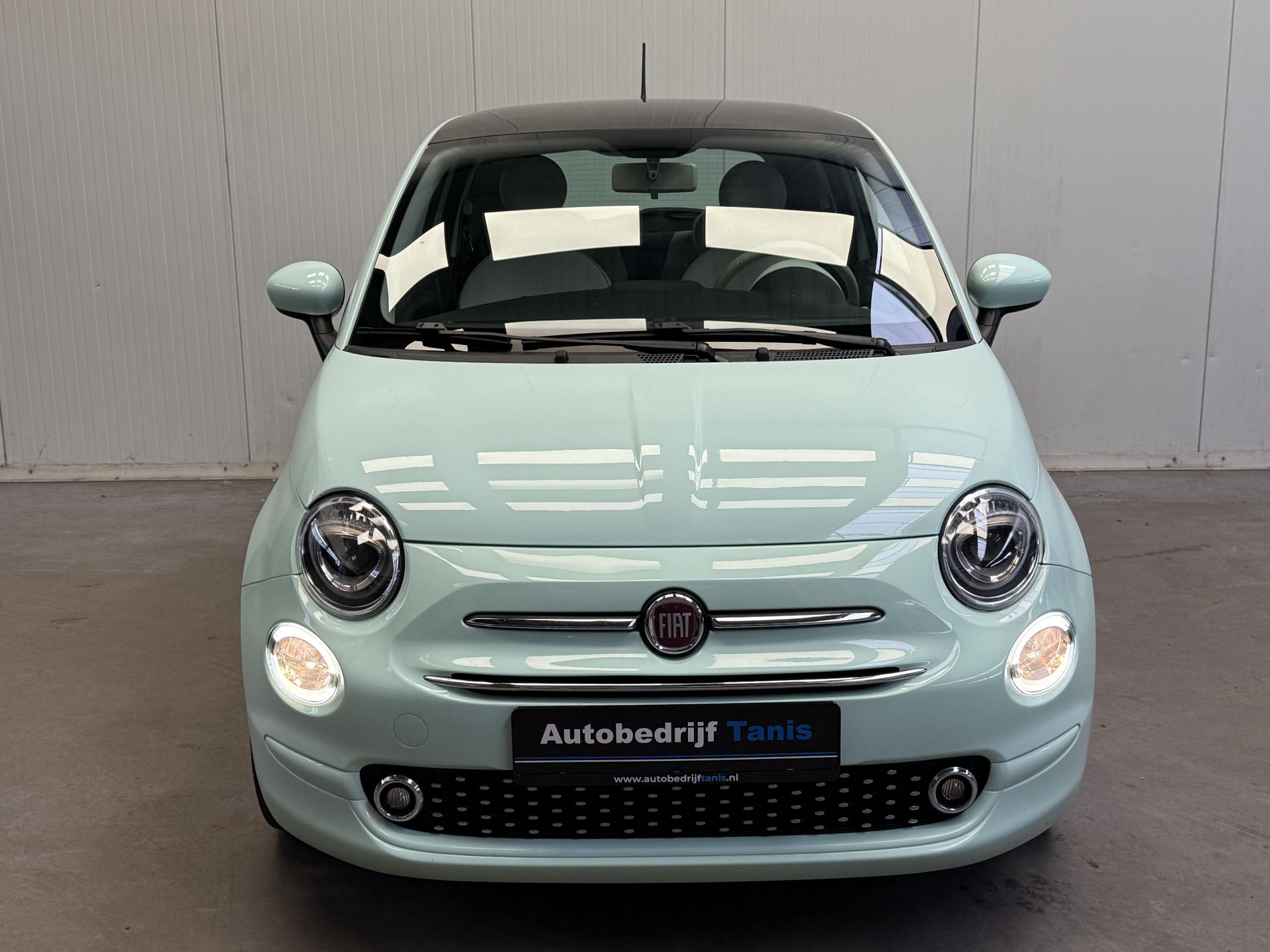 47918818-37.jpg
