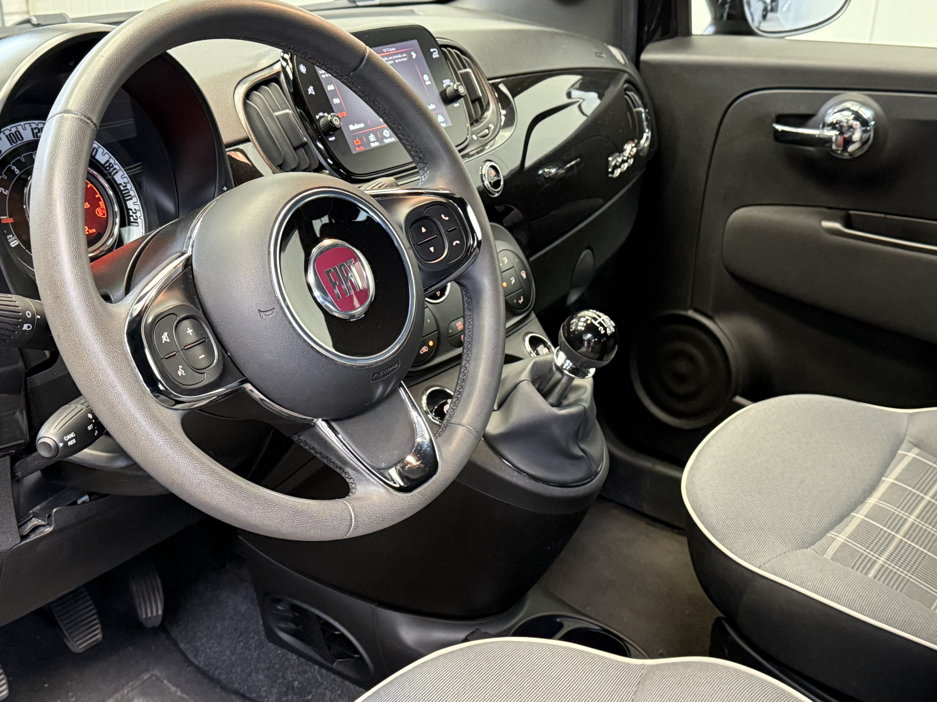 47943649-24.jpg